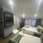 Sirkeci Esen Otel *